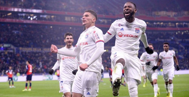 凯尔：比赛中阿德耶米被挑衅但保持了冷静，这说明他又成长了（凯尔：阿德耶米赛场遭挑衅仍冷静应对，成熟度再提升）