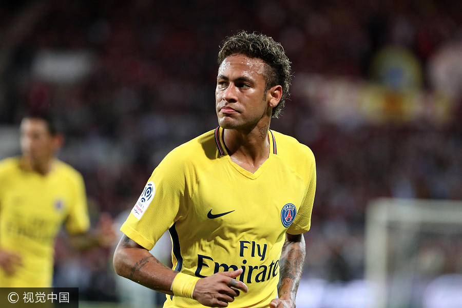 教练关键换人被疯狂讨论（关键时刻换人引发热议）