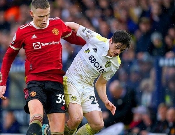 萨索洛官方：贝拉尔迪右小腿屈肌中度撕裂，已进入康复流程（萨索洛官宣：贝拉尔迪右小腿屈肌中度撕裂，已启动康复流程）